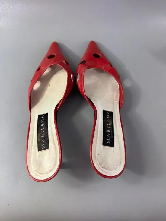 Marilena Red Leather Pointed-toe Kitty Heel Sandals, Size 37 - Picture 7 of 13
